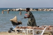 17 - Mamme in spiaggia